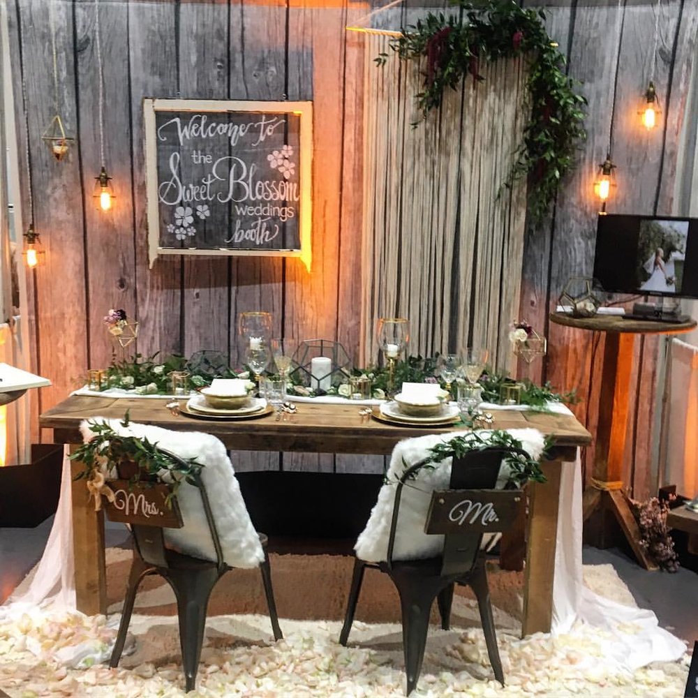 Sweet Blossom Weddings Industrial Chic booth at the San Diego Bridal Bazaar
